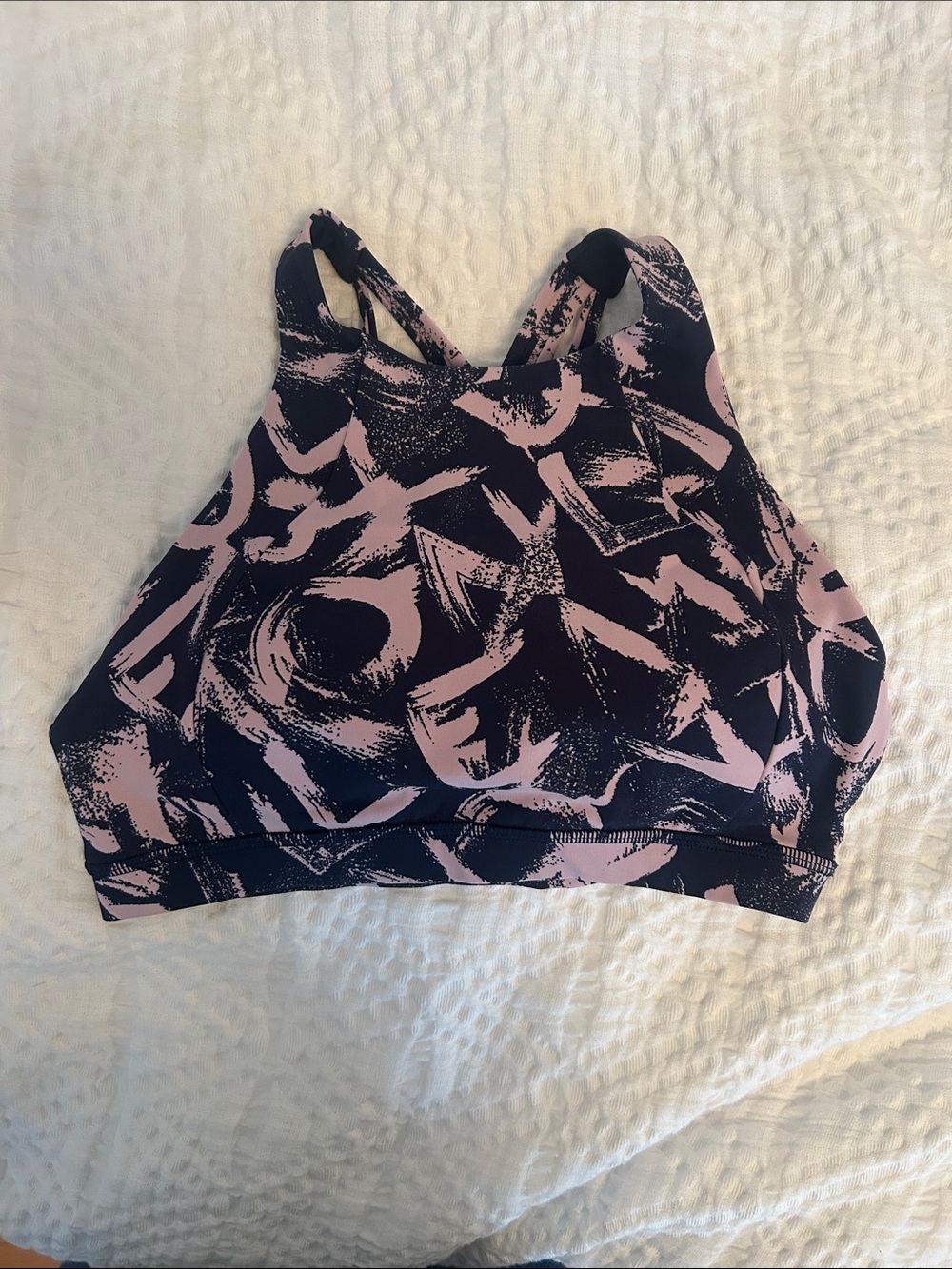 lululemon athletica Strappy Sports Bra in Pink & Navy Print Size 4